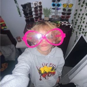 Meet your Posher, Noah